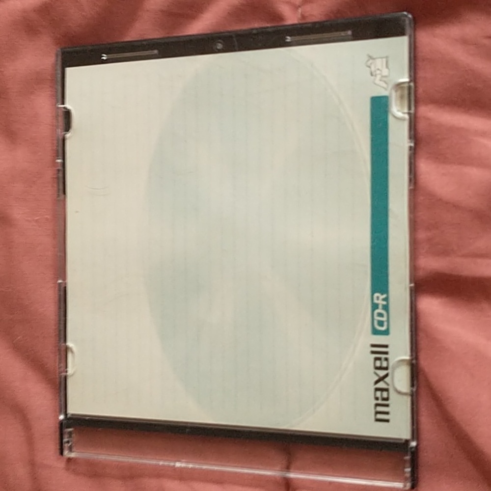 🎈 3/$12! Lot of CD/DVD Blank Disks and Cases! - Picture 3 of 8